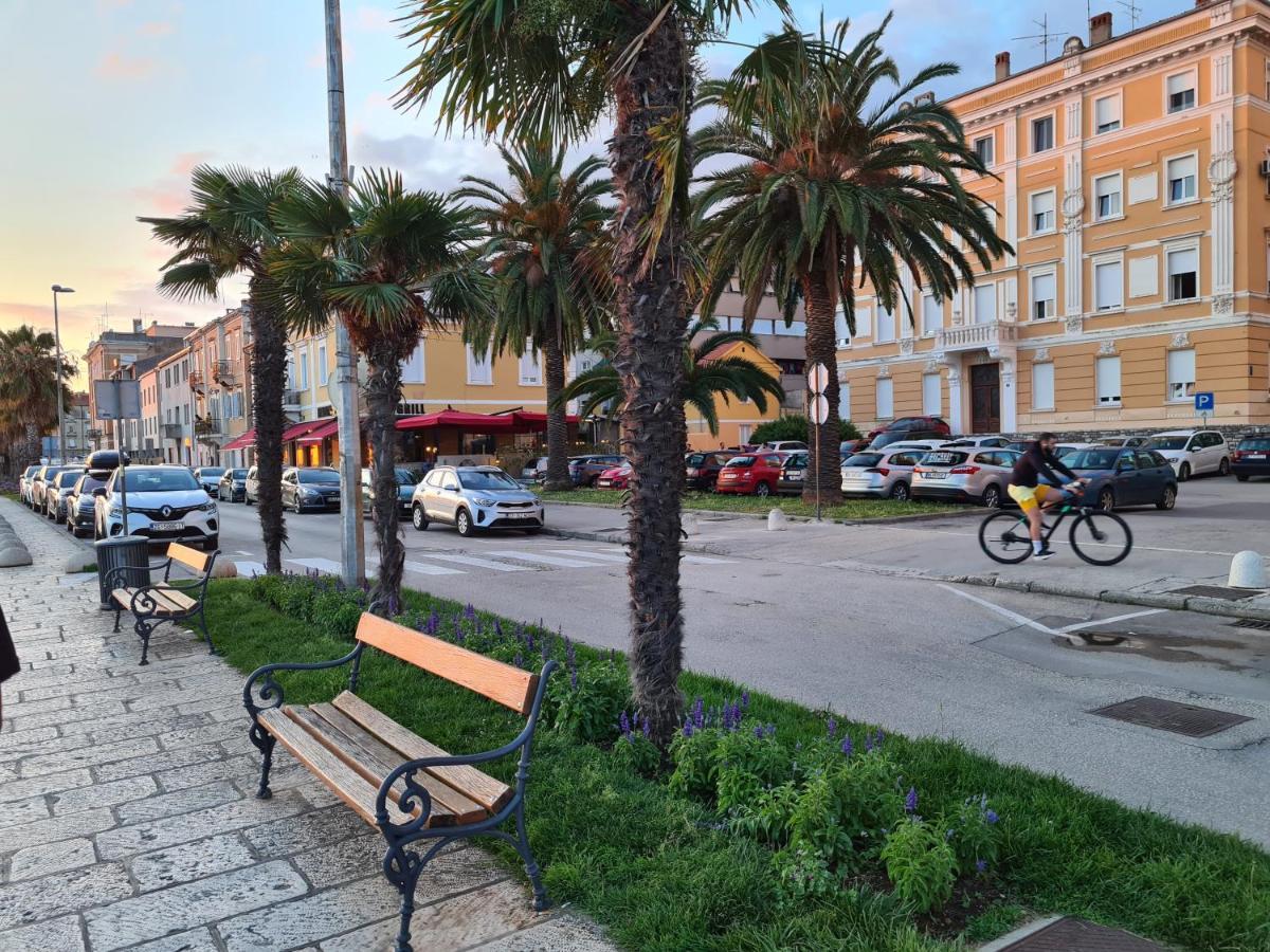 Tom'S Luxury Apartment Zadar, Branimirova Obala Buitenkant foto